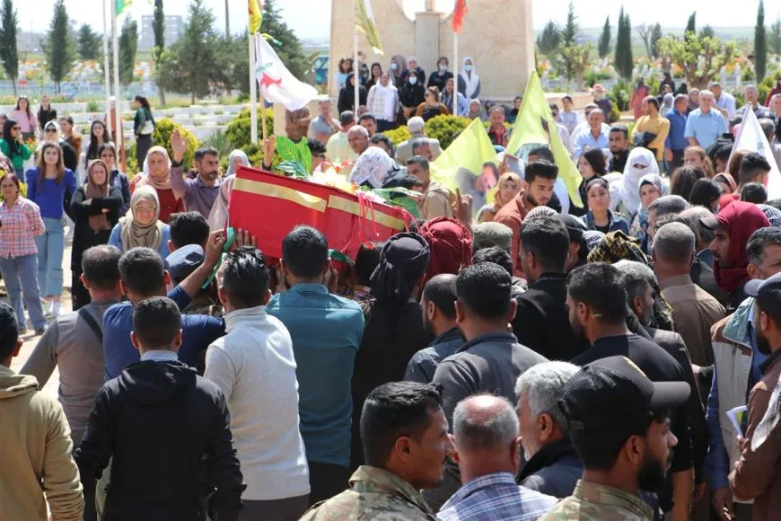 Şehîd Mihemed El Yûnis hat oxirkirin