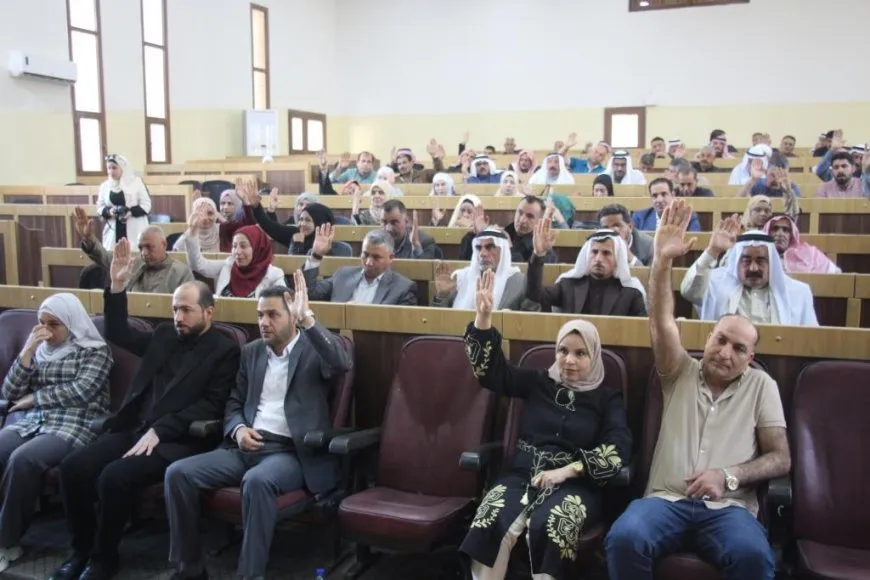 Meclisa Gelan a Minbicê civîna xwe ya asayî li dar xist
