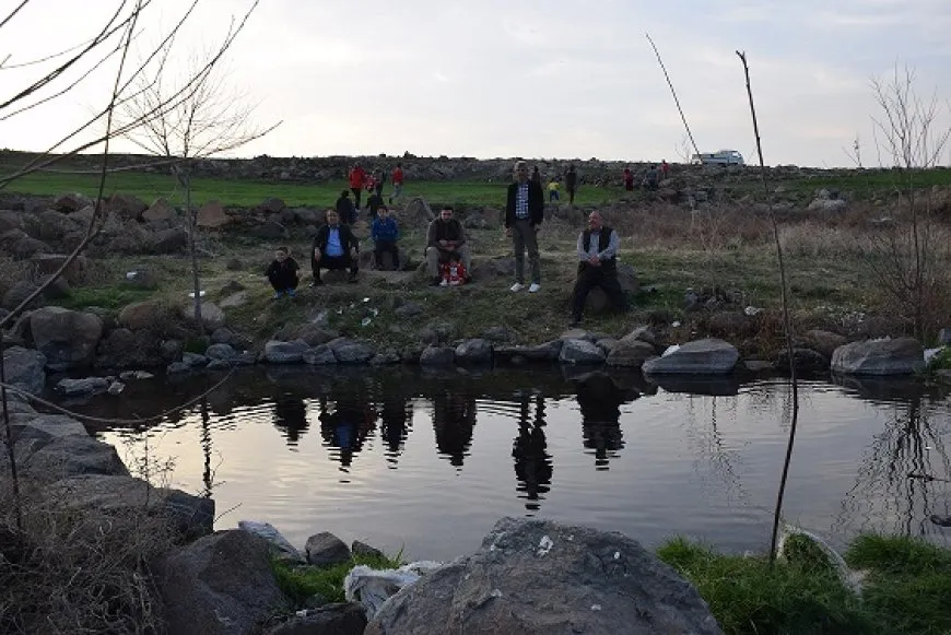 Şênî gundê  xwe hêşîn dikin