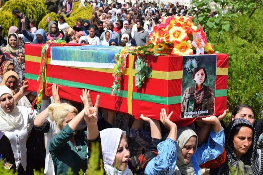 Şehîd Çîçek Kobanê hat oxirkirin