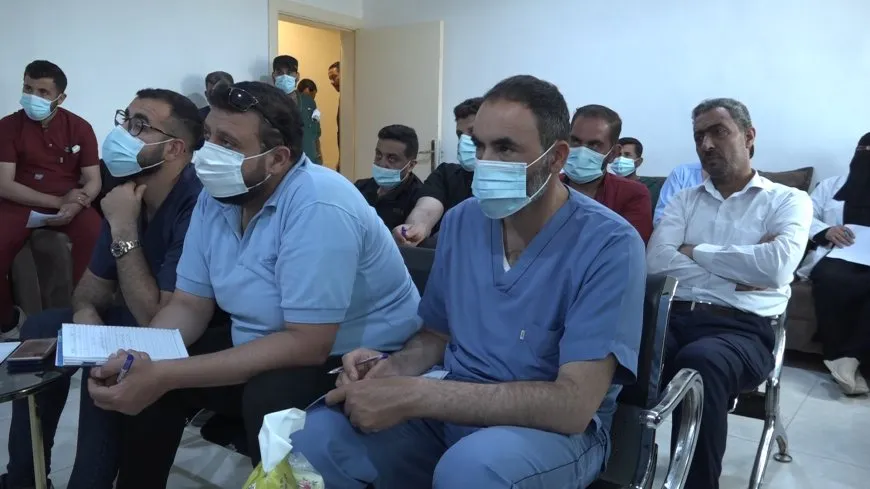 Li Dêrazorê hewldanên pêşxistina tecrubeyên xebatkarên tenduristiyê