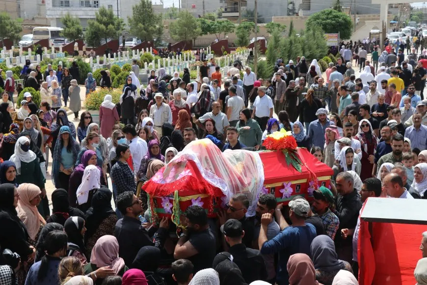 Şervana YPJ’ê Şehîd Narvîn Hogir hat oxirkirin