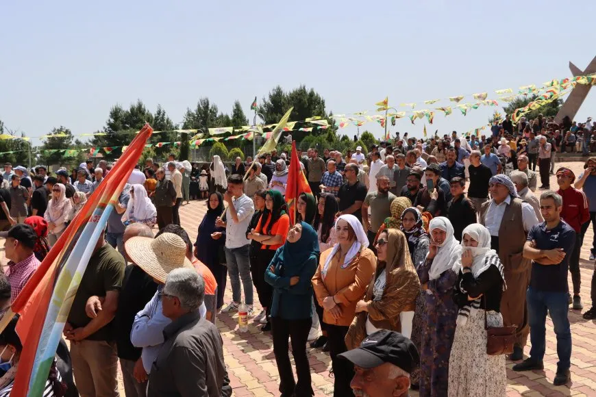 Li çiyayê Qereçoxê bîranîna şehîdan
