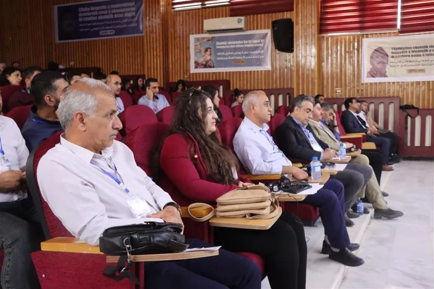 `Divê civakeke jîngehî bê avakirin û dest ji aboriya kapîtalîst bê berdan`    