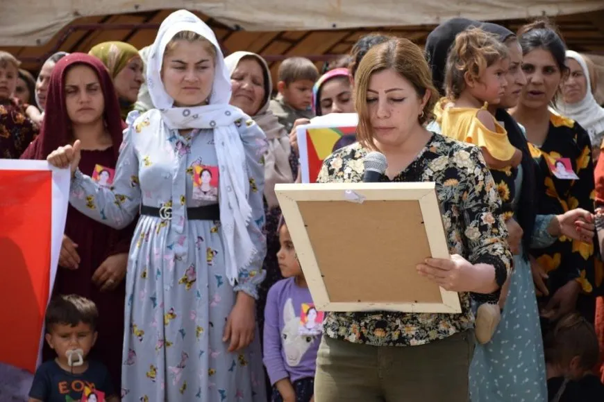 Gelê Kobanê sersaxî da malbata şehîd Zîn Zagros