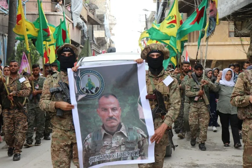 Di merasîma oxirkirina şehîd Deştî de soza tolhildanê hat dayîn