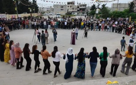 Bi coşeke mezin 1ˊê Gulanê li kantona Firatê hat pîrozkirin