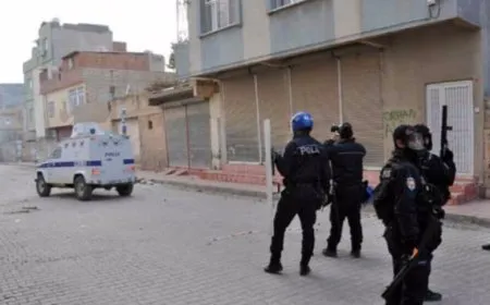  Li Wanê bi kêmanî 30 kes hatin binçavkirin