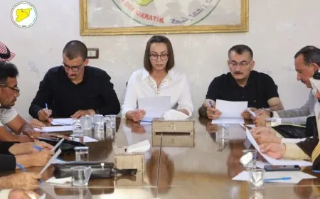 MSD'ê bi kesayetên siyasî û civakî re civiya