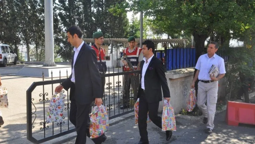 Parêzeran ji bo hevdîtina Îmraliyê serlêdan kirin