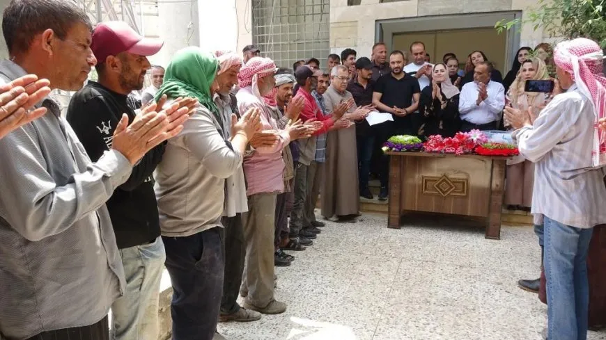Bi boneya 1`ê Gulanê karkerên paqijiyê li Eyn Îsayê hatin xelatkirin