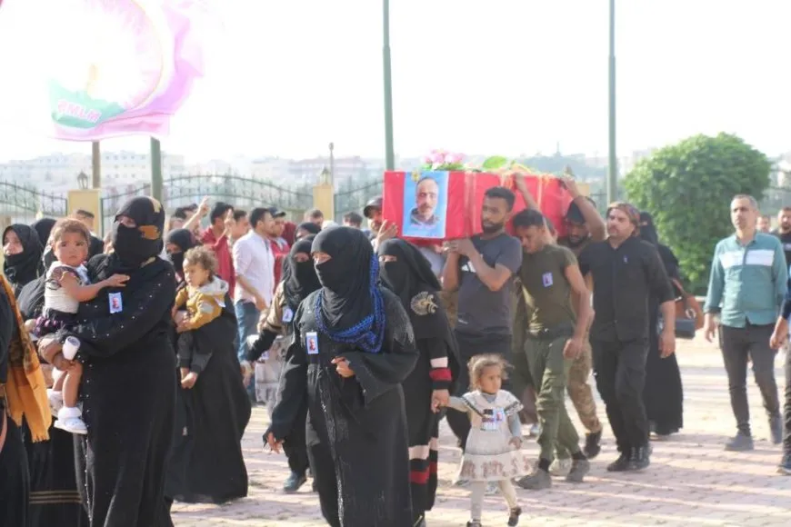Şehîd Ehmed Mihemed El Mubarek hat oxirkirin