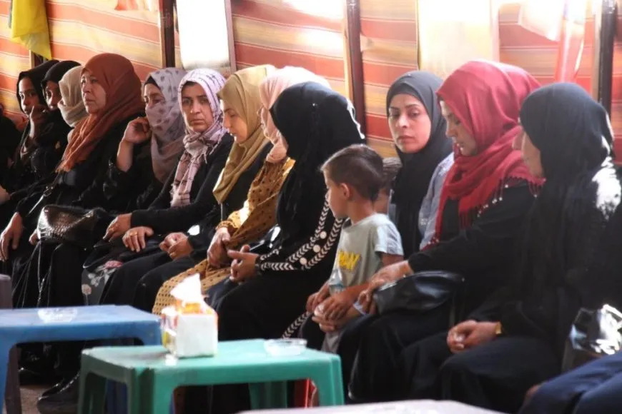 Şêniyên kantona Minbicê sersaxî dan malbata şehîd Ehmed Mihemed El Mibarek