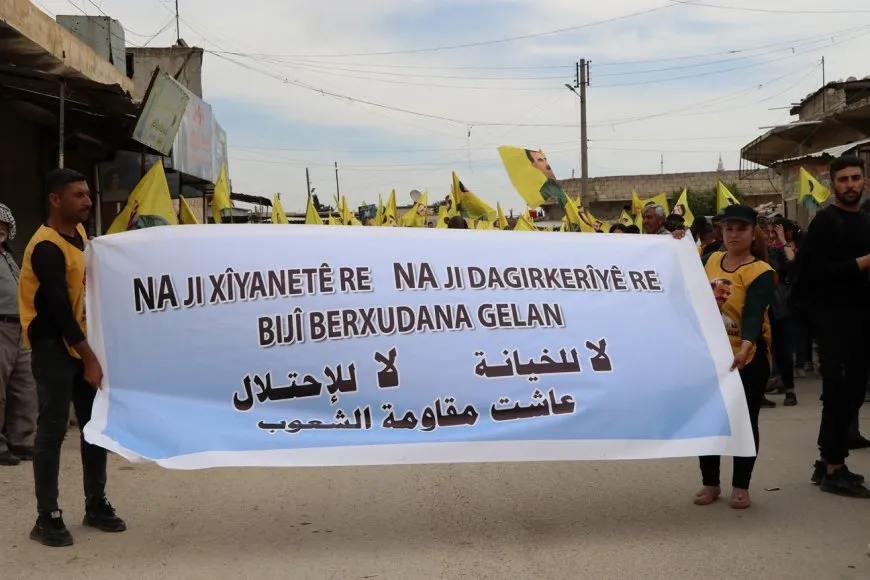 Li Til Rifetê li dijî tecrîdê meşiyan