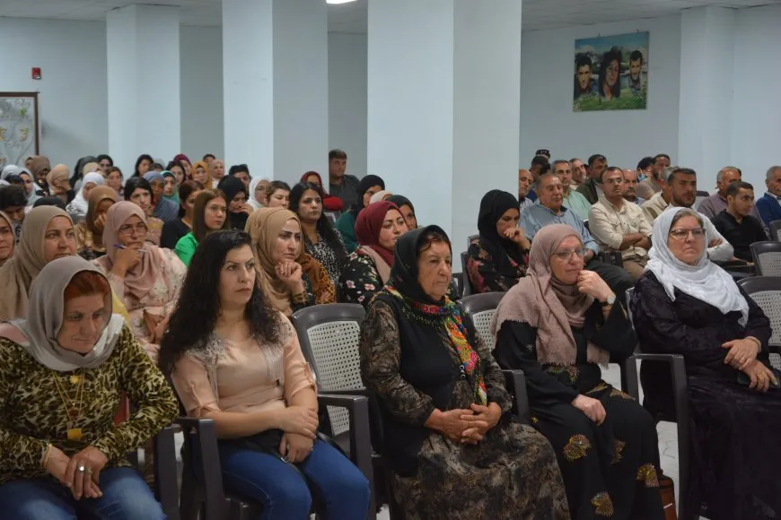 PYD`ê  rewşa siyasî ji xelkê Tirbespiyê re şîrove kir