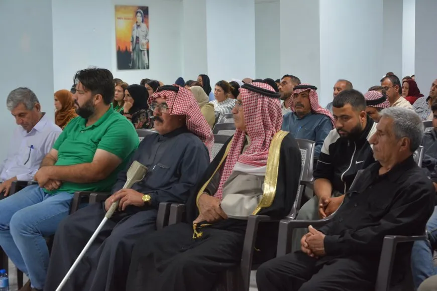 PYD`ê  rewşa siyasî ji xelkê Tirbespiyê re şîrove kir