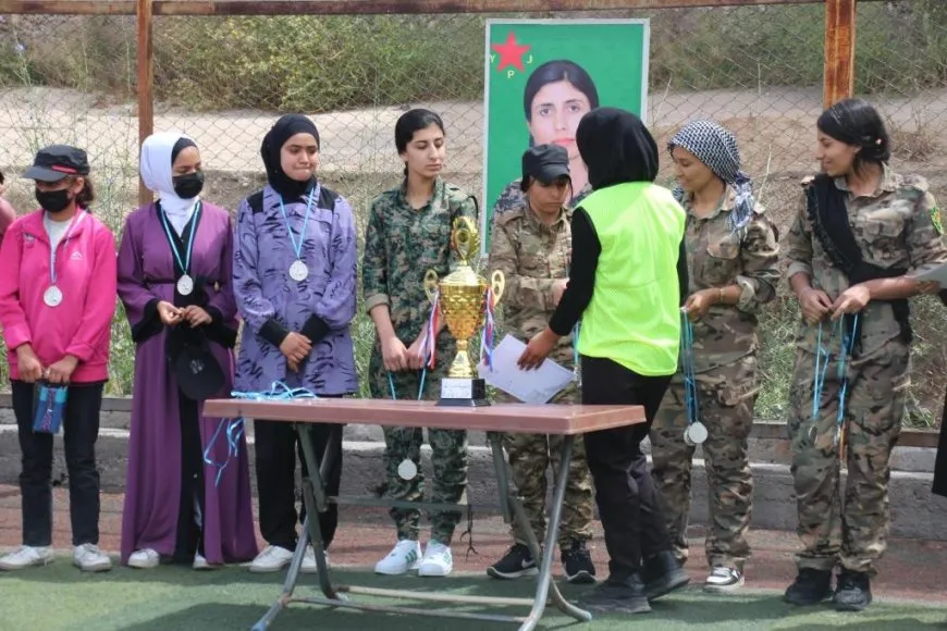 Turnuvaya futbolê ya şehîd Sara ya Minbicê bi dawî bû