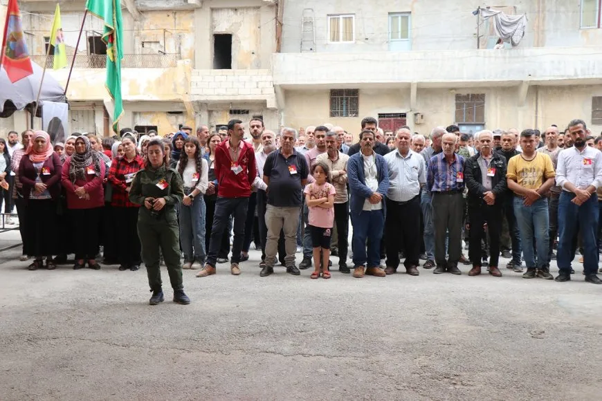 Li Helebê ji bo şehîd Merwan Zirvan merasîma xiyabî li dar ket
