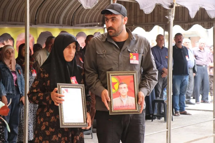 Li Helebê ji bo şehîd Merwan Zirvan merasîma xiyabî li dar ket