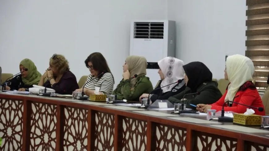 Li Reqa têkildarî rola rêxistinên jinan di guhartin û pêşxistinê de panel