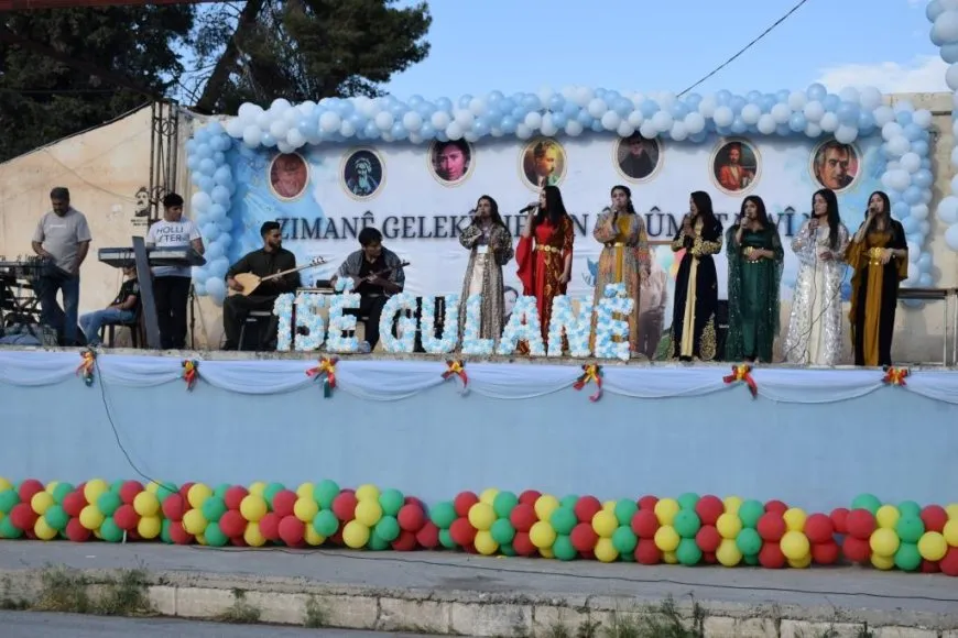 Roja Zimanê Kurdî li gelek bajaran hat pîrozkirin