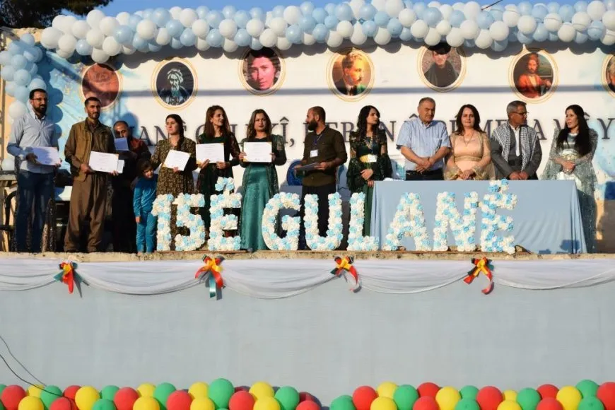 Roja Zimanê Kurdî li gelek bajaran hat pîrozkirin