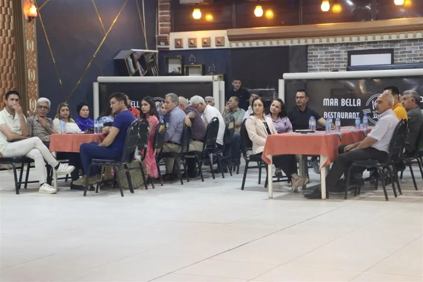 Roja Zimanê Kurdî li gelek bajaran hat pîrozkirin