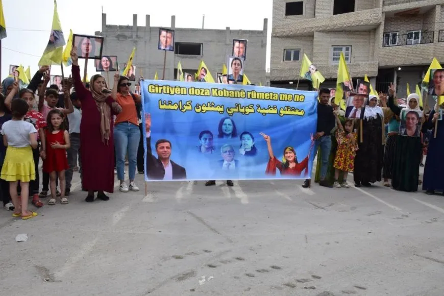 Ji Kobanê peyama ’Girtiyên Doza Kobanê rûmeta me ne’