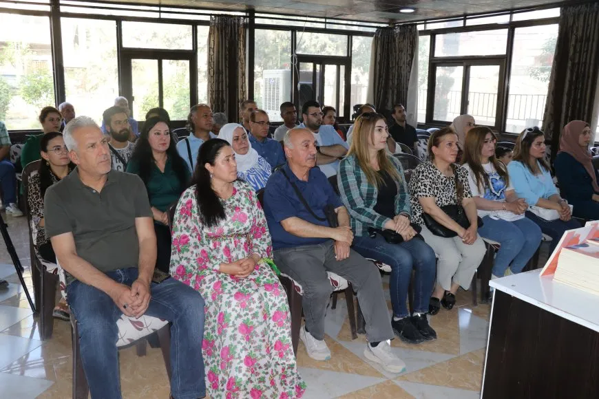 Li Qamişlo pirtûka ˊHenaseˊ hat îmzekirin