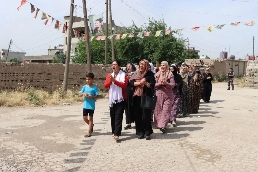 Şêniyên Qamişloyê sersaxî da malbata şehîd Mezlûm Qamişlî