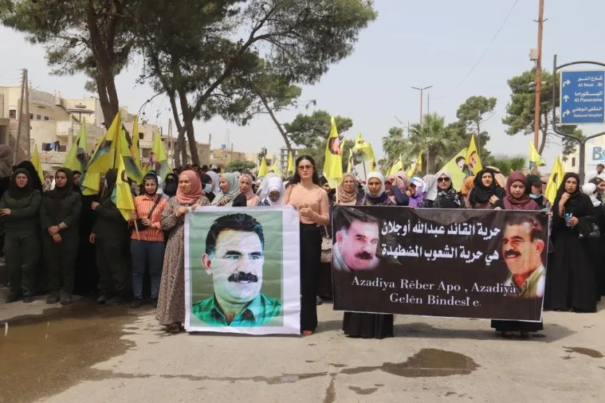 Ji bo azadiya fîzîkî ya Rêber Abdullah Ocalan meşek hat lidarxistin