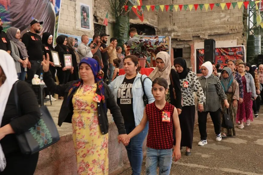 Ji bo şehîd Diljîn Azadî merasîma sersaxiyê li dar ket