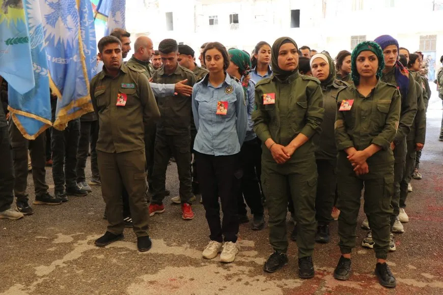 Ji bo şehîd Diljîn Azadî merasîma sersaxiyê li dar ket