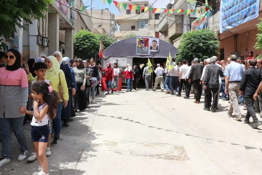 Taziya ji bo şehîd Diljîn Azadî di roja duyemîn de ye