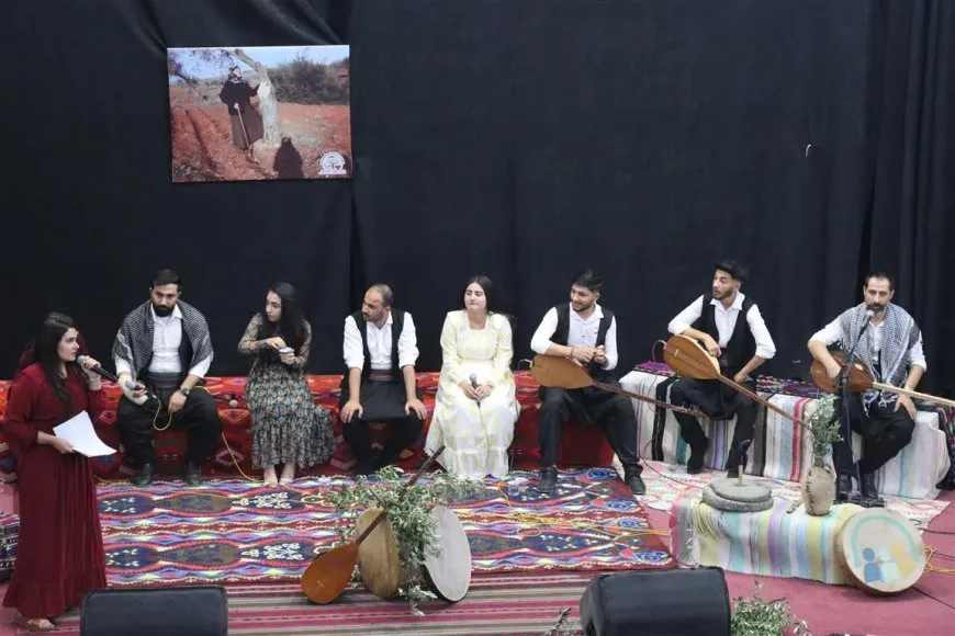 Şevbuhêrka foklora Efrînê