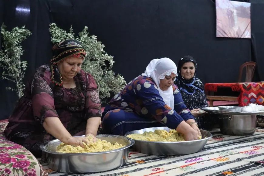 Şevbuhêrka foklora Efrînê
