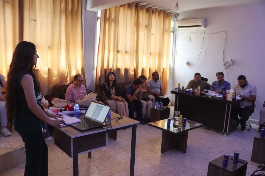 Beşa yekemîn a xwendekarên Fakulteya Hiqûqnasiyê ya Zanîngeha Rojava der çû