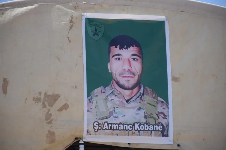 Sersaxî dan malbata şehîd Armanc Kobanê