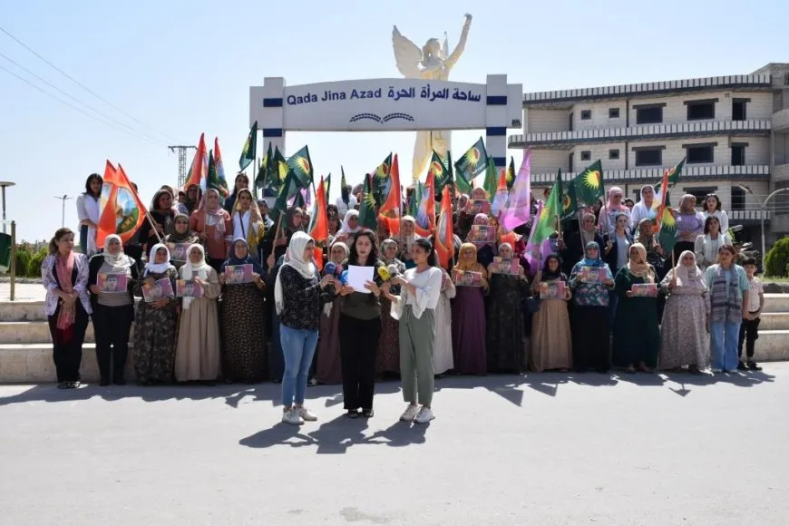 Şêniyên kantona Firatê li dijî êriş û tecrîdê meşiyan