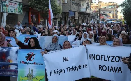 Şêniyên Qamişloyê li dijî êrişan peyama berxwedanê da