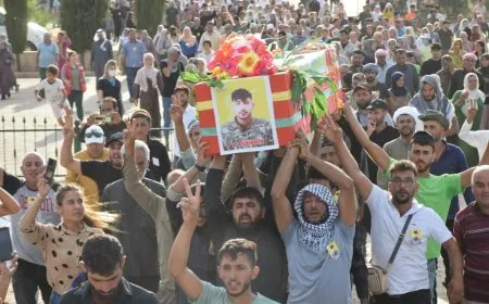 Şêniyên Kantona Firatê şehîd Mihemed Dilbixwîn oxir kir