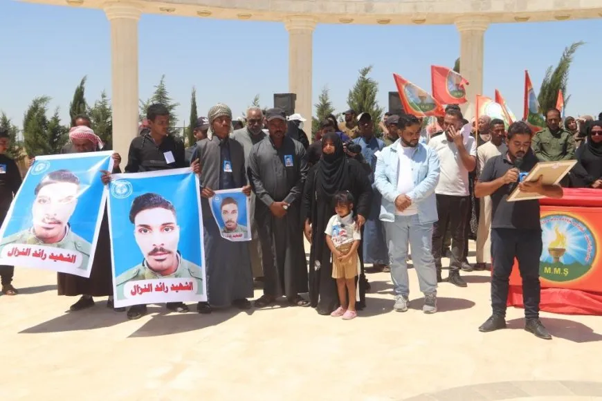 Bi merasîmekê şehîd Raid El Nezal oxir kir
