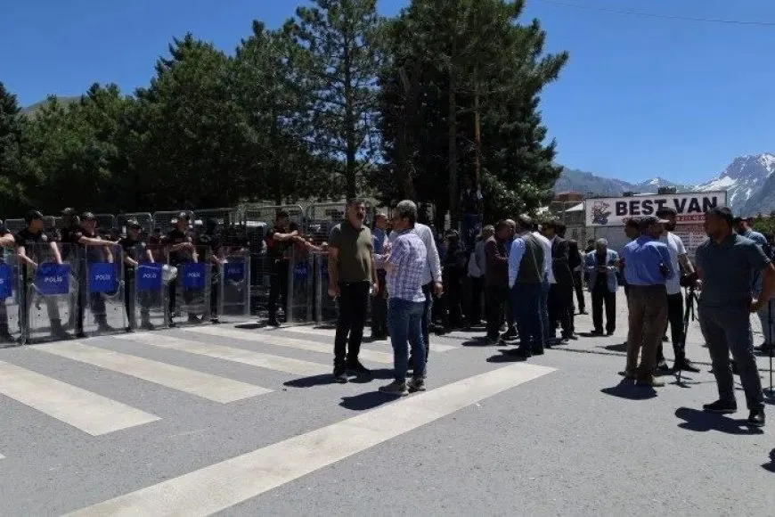 Gelek nûnerên Partiyên siyasî li Colemêrgê ne