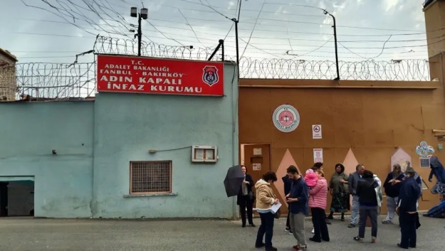 Cezayê hucreyê 33 jinên girtî hat birîn