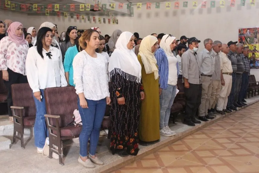 `Rêya yekane ya parastina destkeftiyan şerê gel ê şoreşgerî ye`