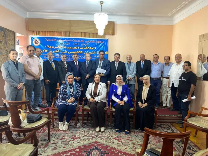 Li Qahîreyê têkildarî xurtkirina têkiliyên Kurd-Ereban de panel