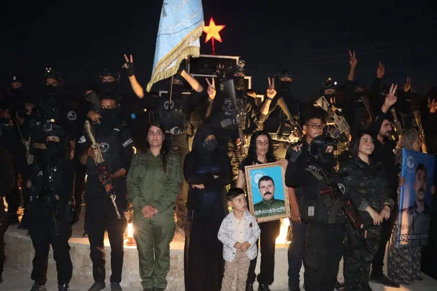 Li Qamişlo perde ji ser peykerên şehîdan hat rakirin