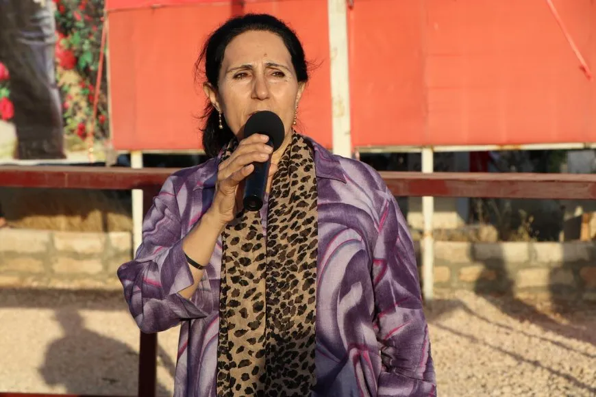 Bi boneya cejnê goristanên şehîdan hatin ziyaretkirin