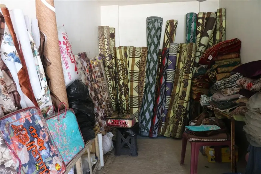 Kelûpelên ku firotin veguherîn deriyê debara wê