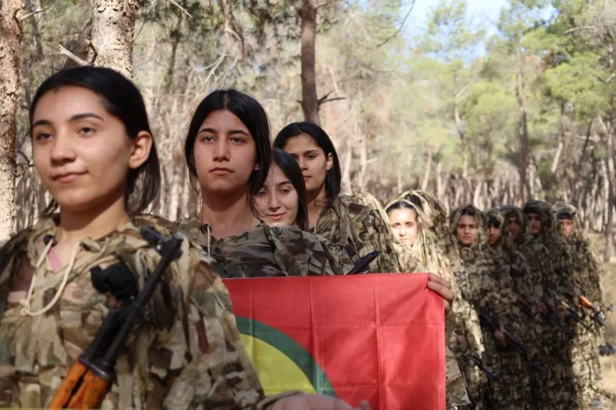 20 ciwanên Kurd û Ereb tevlî refên gerîla bûn
